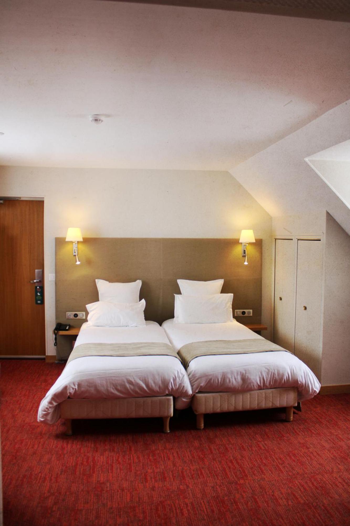 Auberge Du Lac, Sure Hotel Collection By Best Western Mesnil-Saint-Père Eksteriør bilde