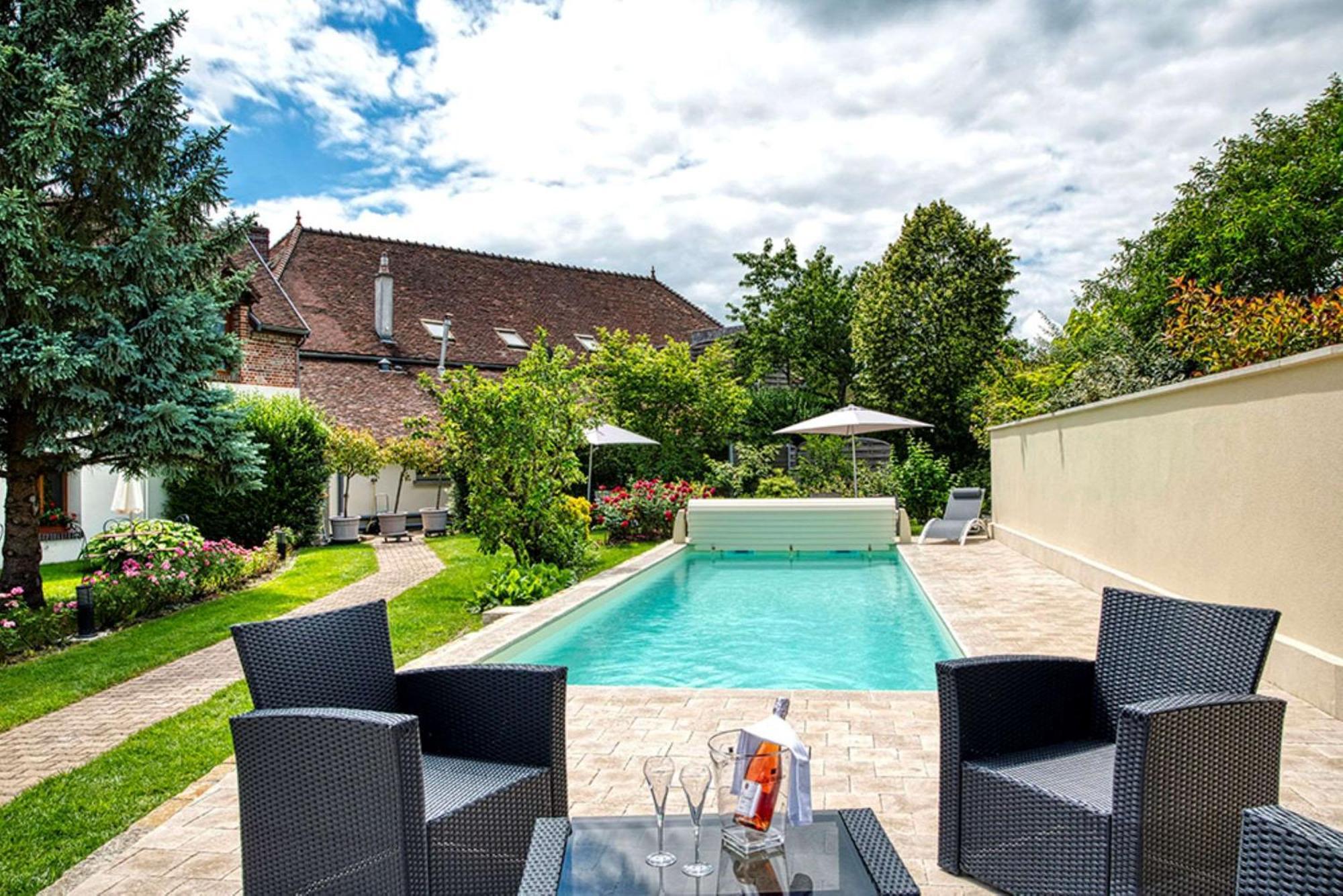 Auberge Du Lac, Sure Hotel Collection By Best Western Mesnil-Saint-Père Eksteriør bilde