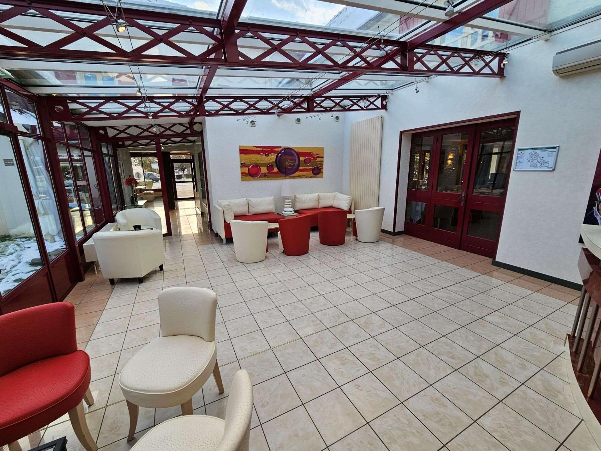 Auberge Du Lac, Sure Hotel Collection By Best Western Mesnil-Saint-Père Eksteriør bilde
